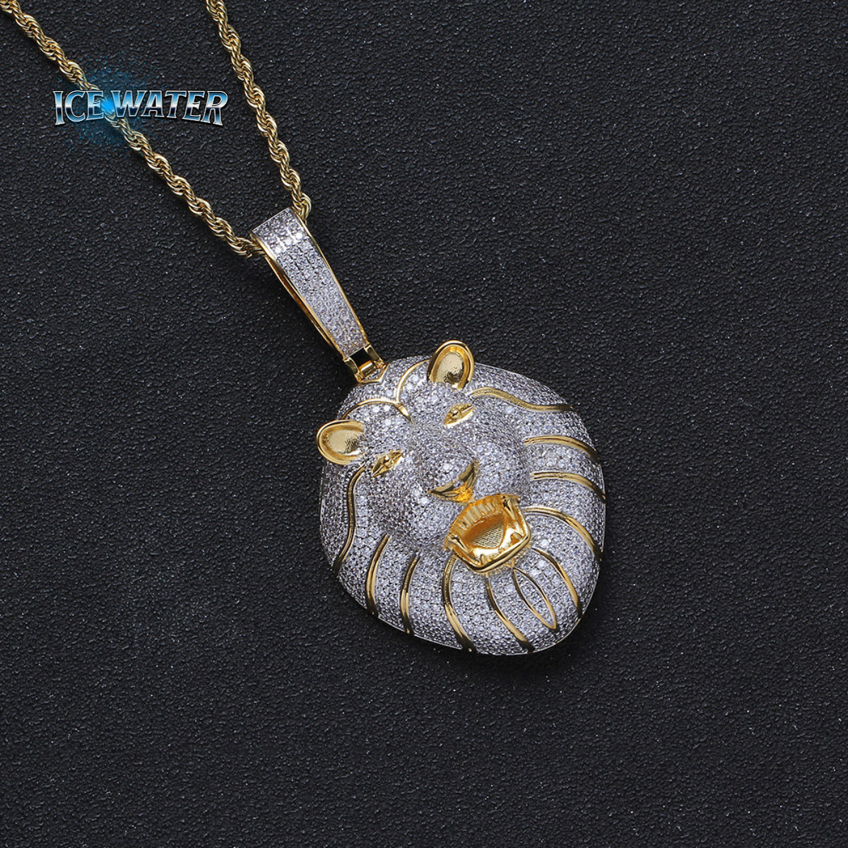 ICE WATER Lion Head zirconia Pendant