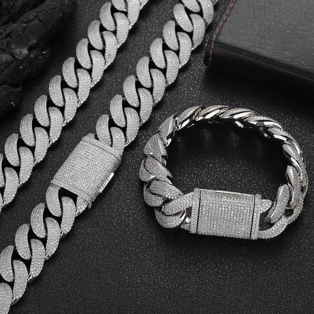 28MM CURVED CLASP BLINGBLING BRACELET IN WHITE GOLD-PLATED